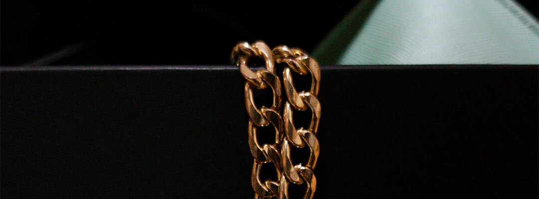 Altın Takı: 14 Ayar mı, 22 Ayar mı Olmalı?